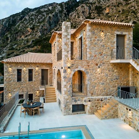 Orithyia Prime Living Villa Kalamata Bagian luar foto