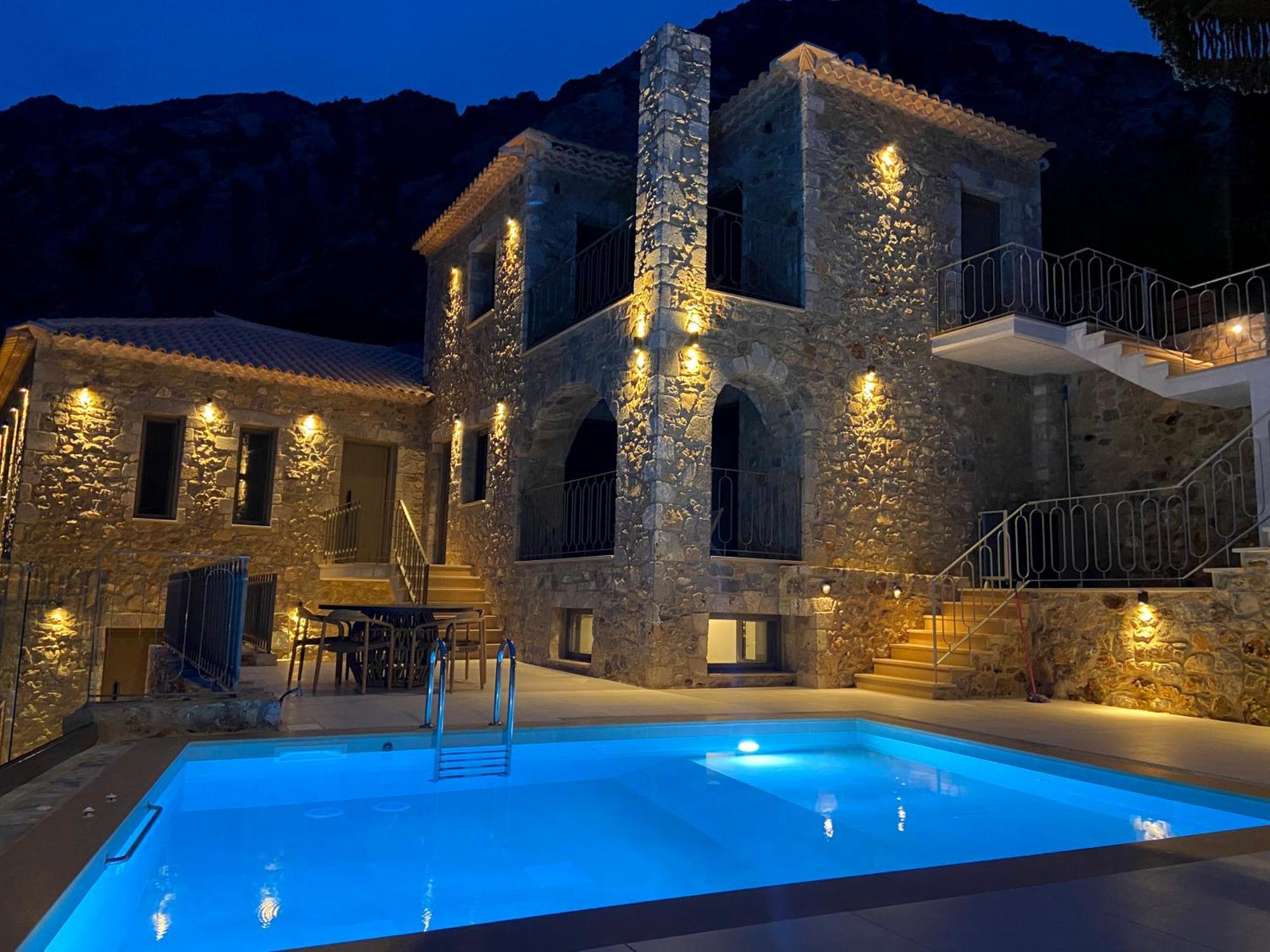 Orithyia Prime Living Villa Kalamata Bagian luar foto