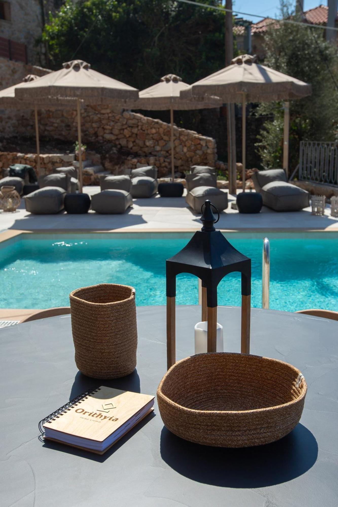 Orithyia Prime Living Villa Kalamata Bagian luar foto