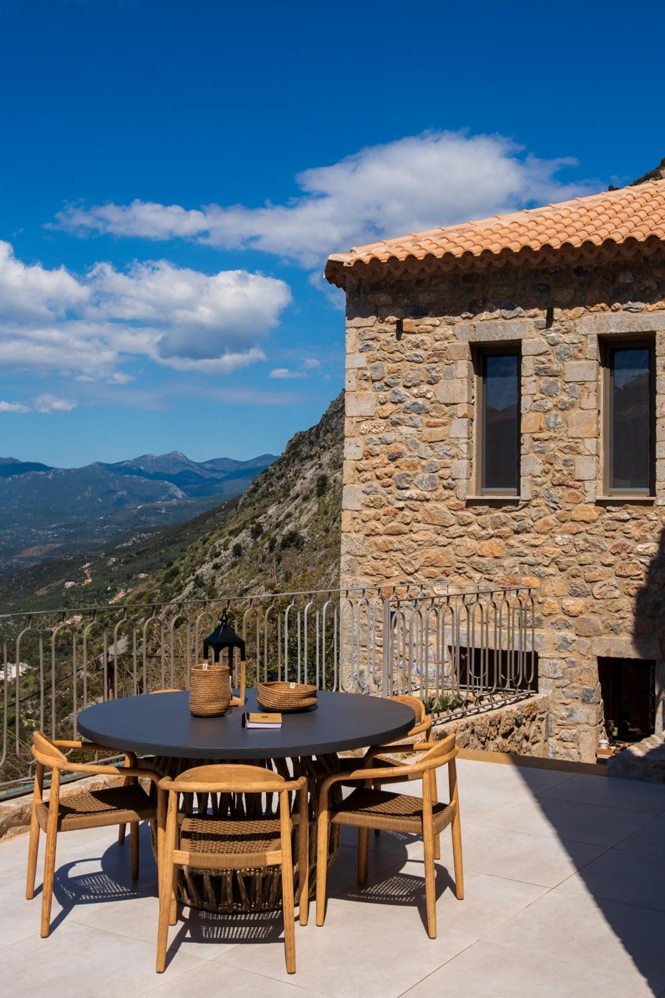 Orithyia Prime Living Villa Kalamata Bagian luar foto