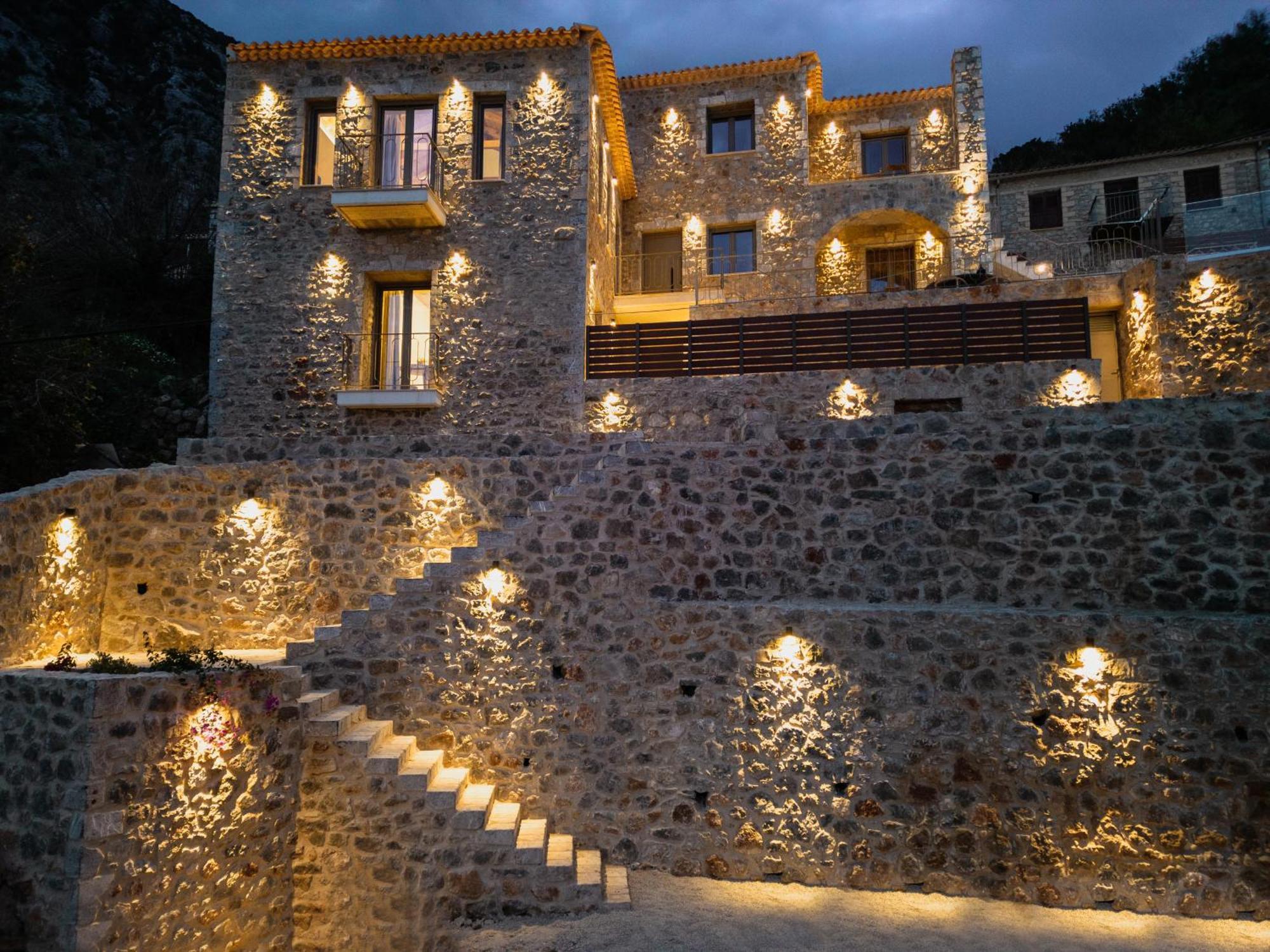 Orithyia Prime Living Villa Kalamata Bagian luar foto