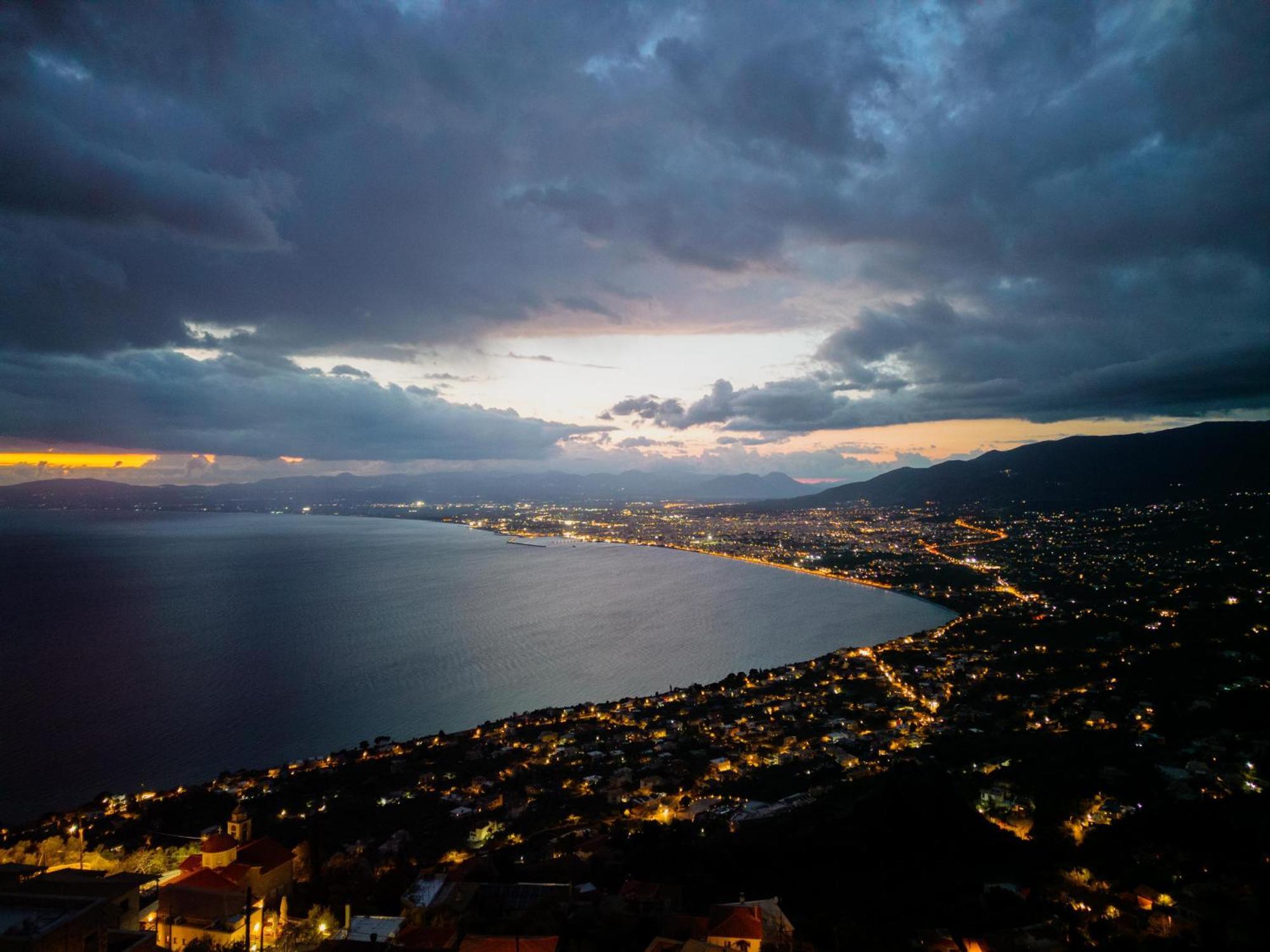 Orithyia Prime Living Villa Kalamata Bagian luar foto