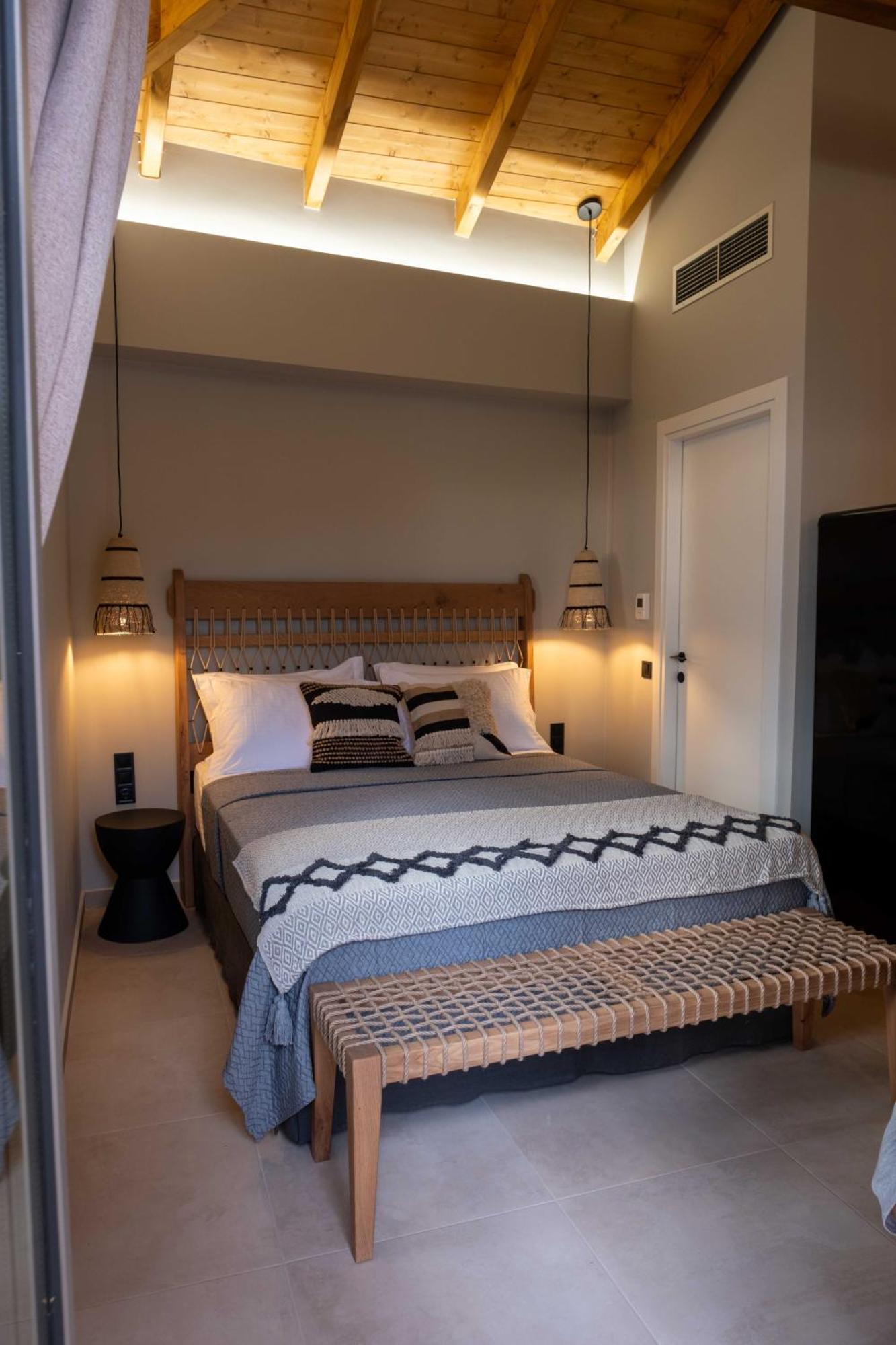 Orithyia Prime Living Villa Kalamata Bagian luar foto